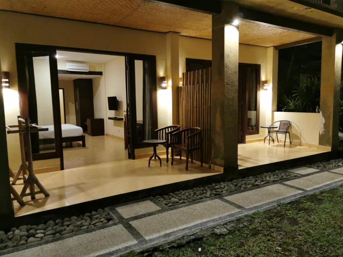 Dalia Budget Hotel Senggigi Luaran gambar