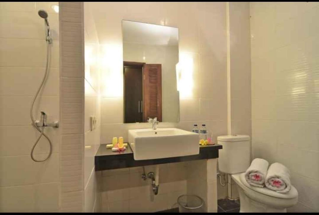 Dalia Budget Hotel Senggigi Luaran gambar